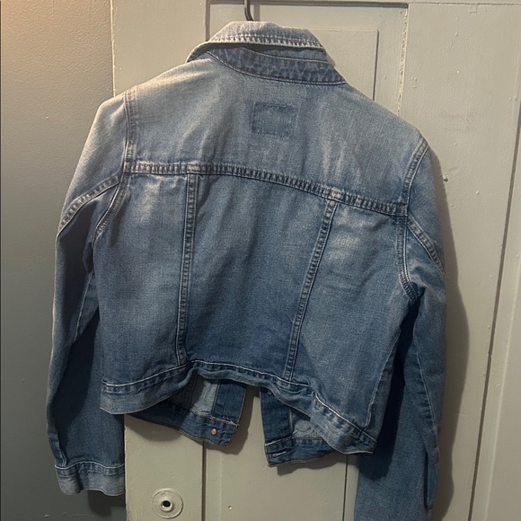 Old Navy Women's Light Blue Jean Jacket - Picture 2 of 2